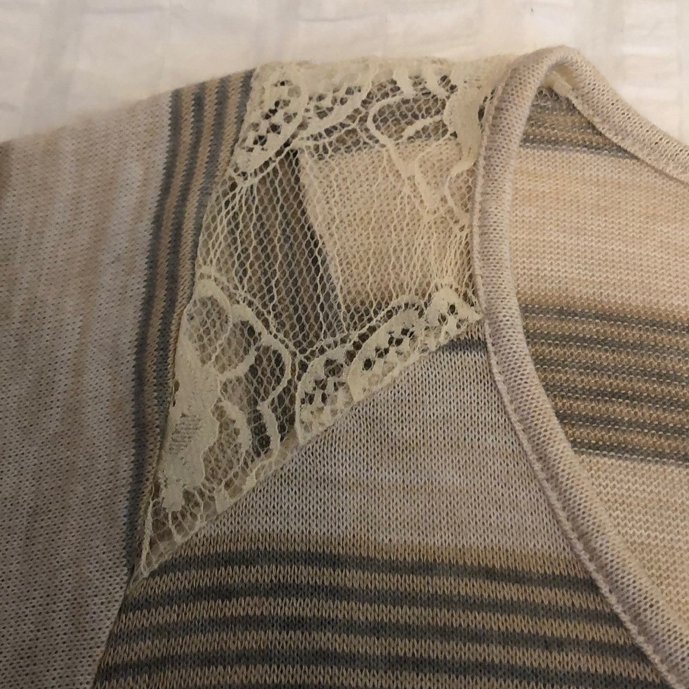Shirt - Picture 3 of 3